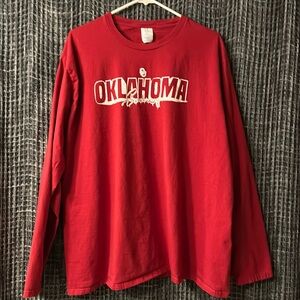 Men's Oklahoma Sooners Long Sleeved T-Shirt.  Lightweight.